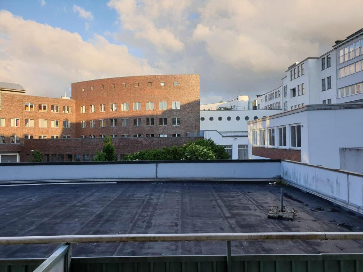1,5-Zimmer Apartment Mit Balkon Am Hauptbahnhof Neumünster Buitenkant foto