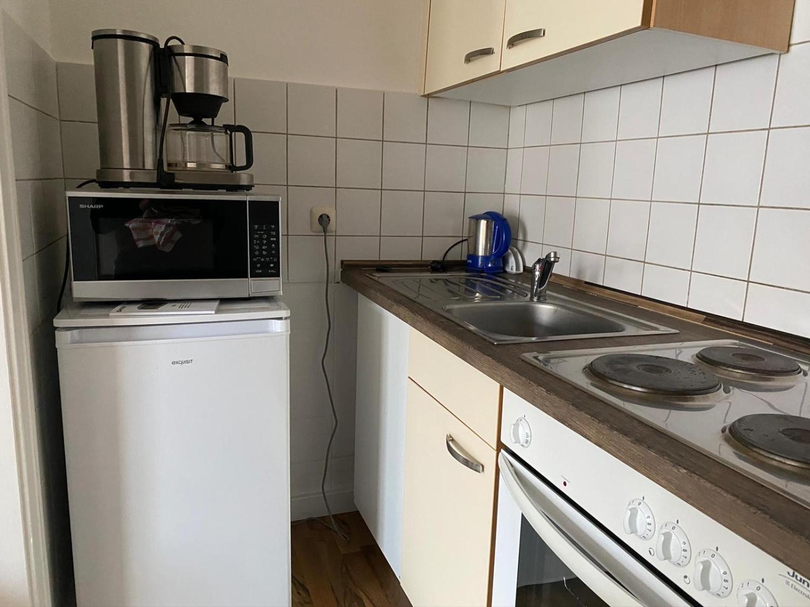 1,5-Zimmer Apartment Mit Balkon Am Hauptbahnhof Neumünster Buitenkant foto